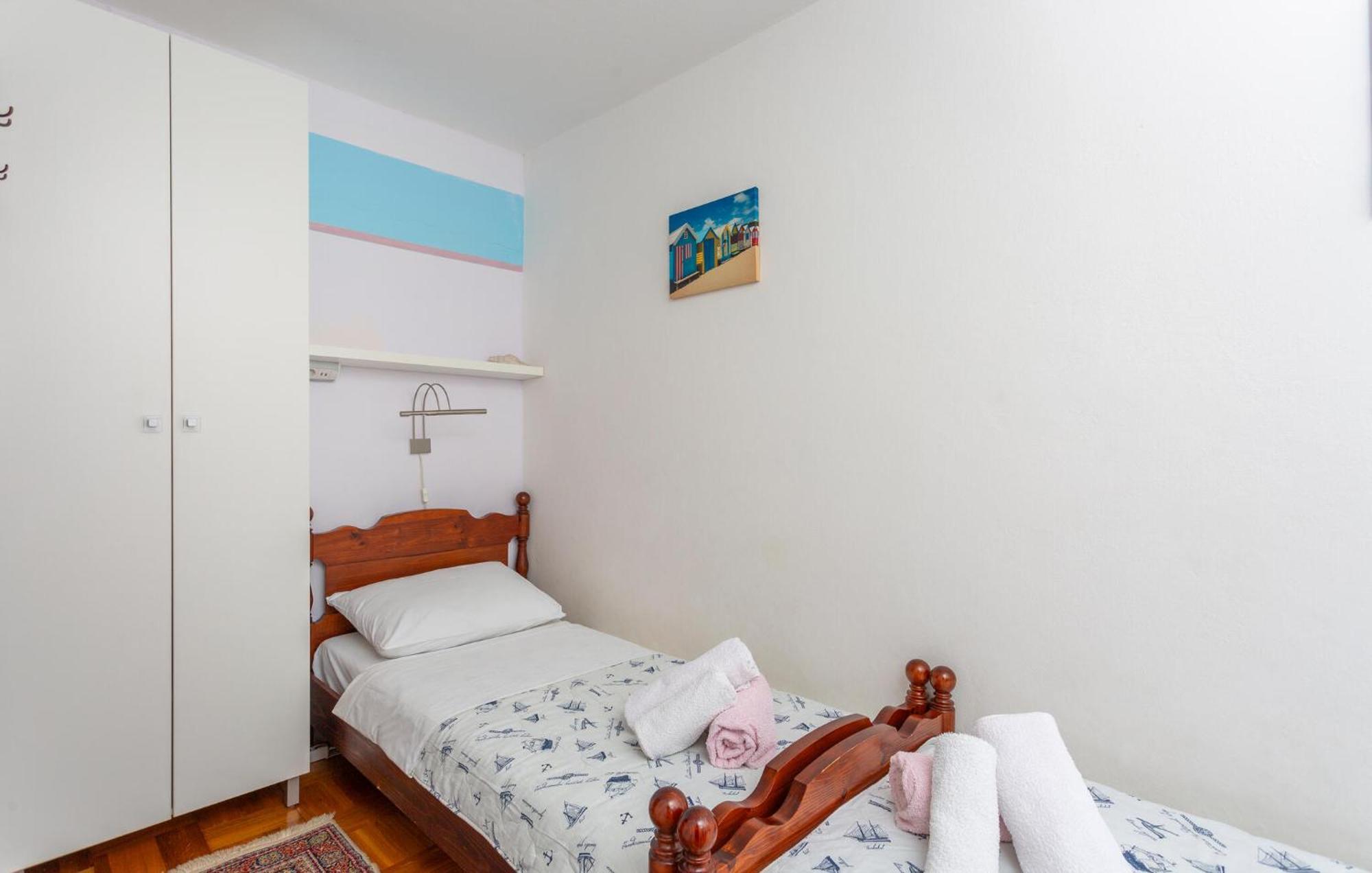 3 Bedroom Stunning Apartment In Krk Krk Town Luaran gambar
