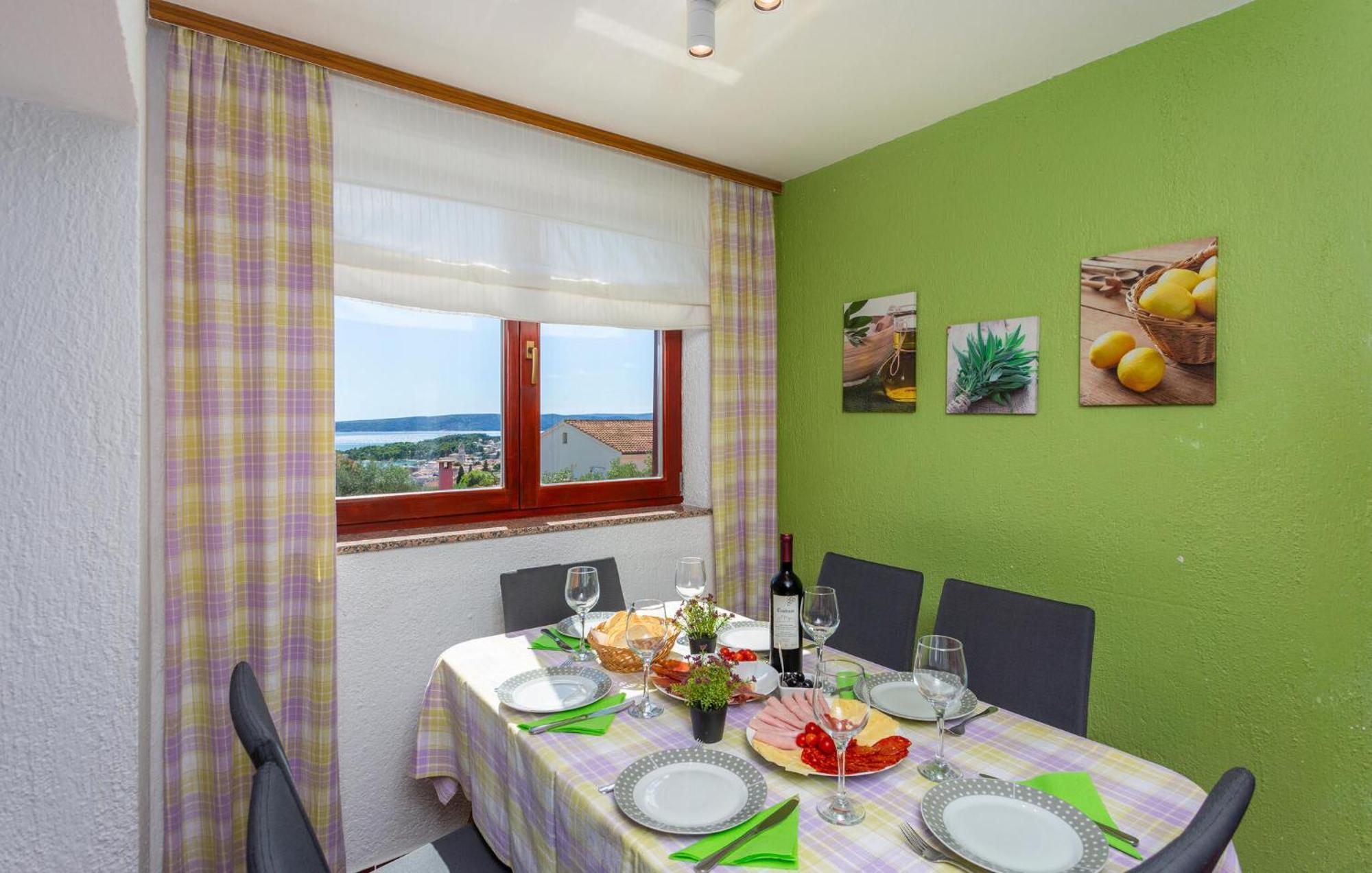3 Bedroom Stunning Apartment In Krk Krk Town Luaran gambar