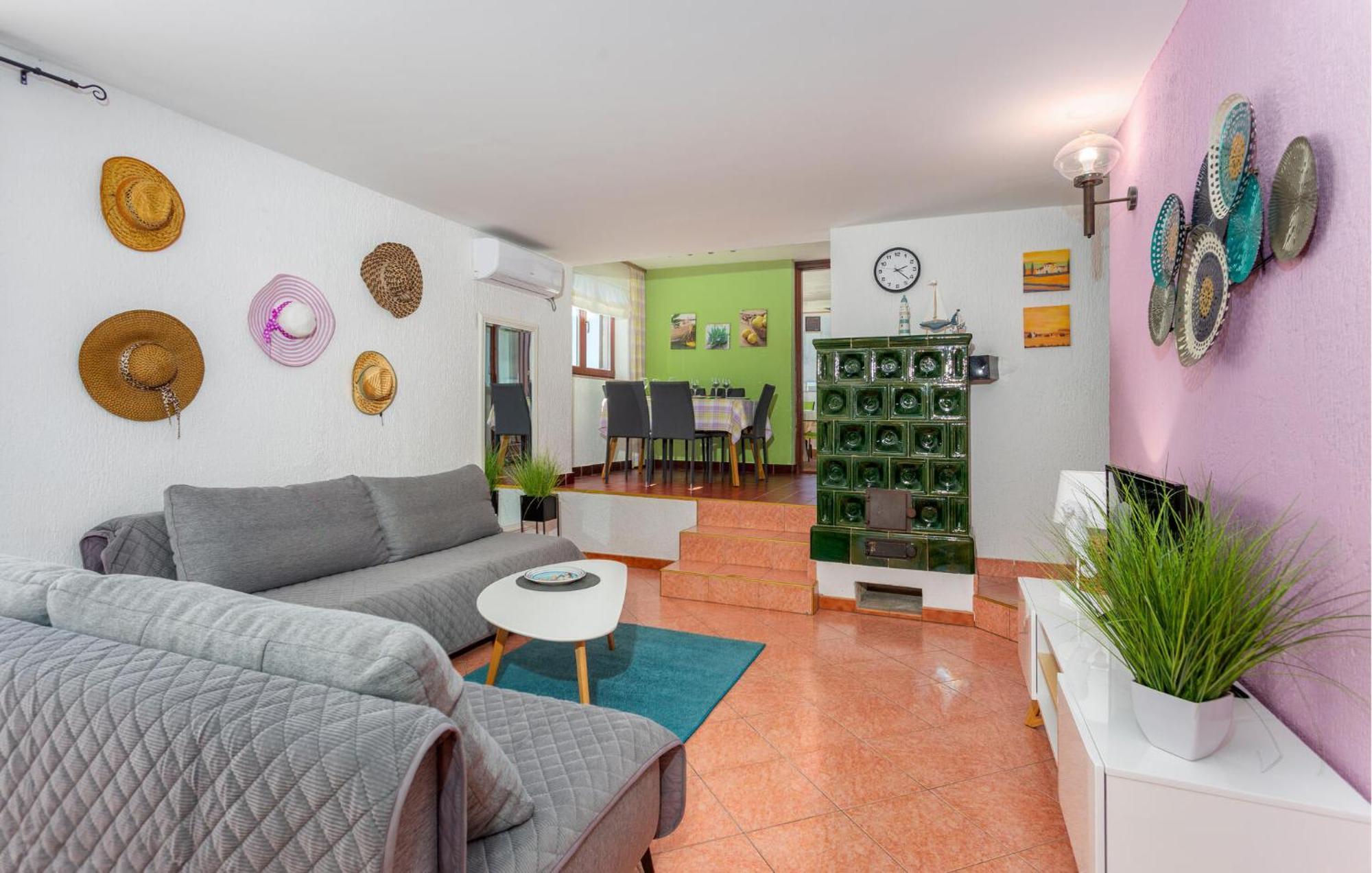 3 Bedroom Stunning Apartment In Krk Krk Town Luaran gambar